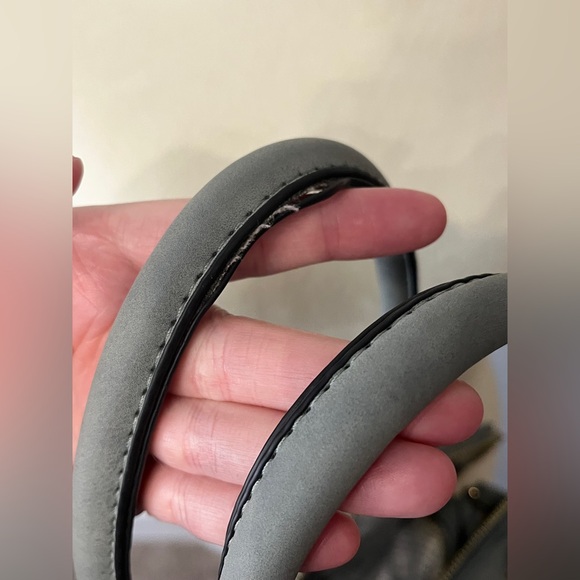 Women’s gray braided shoulder bag - Picture 8 of 15